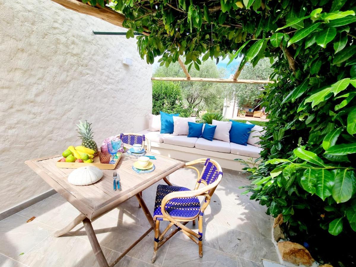 Ferienwohnung Stazzo San Teodoro Il Ginepro Piscina Condivisa Exterior foto