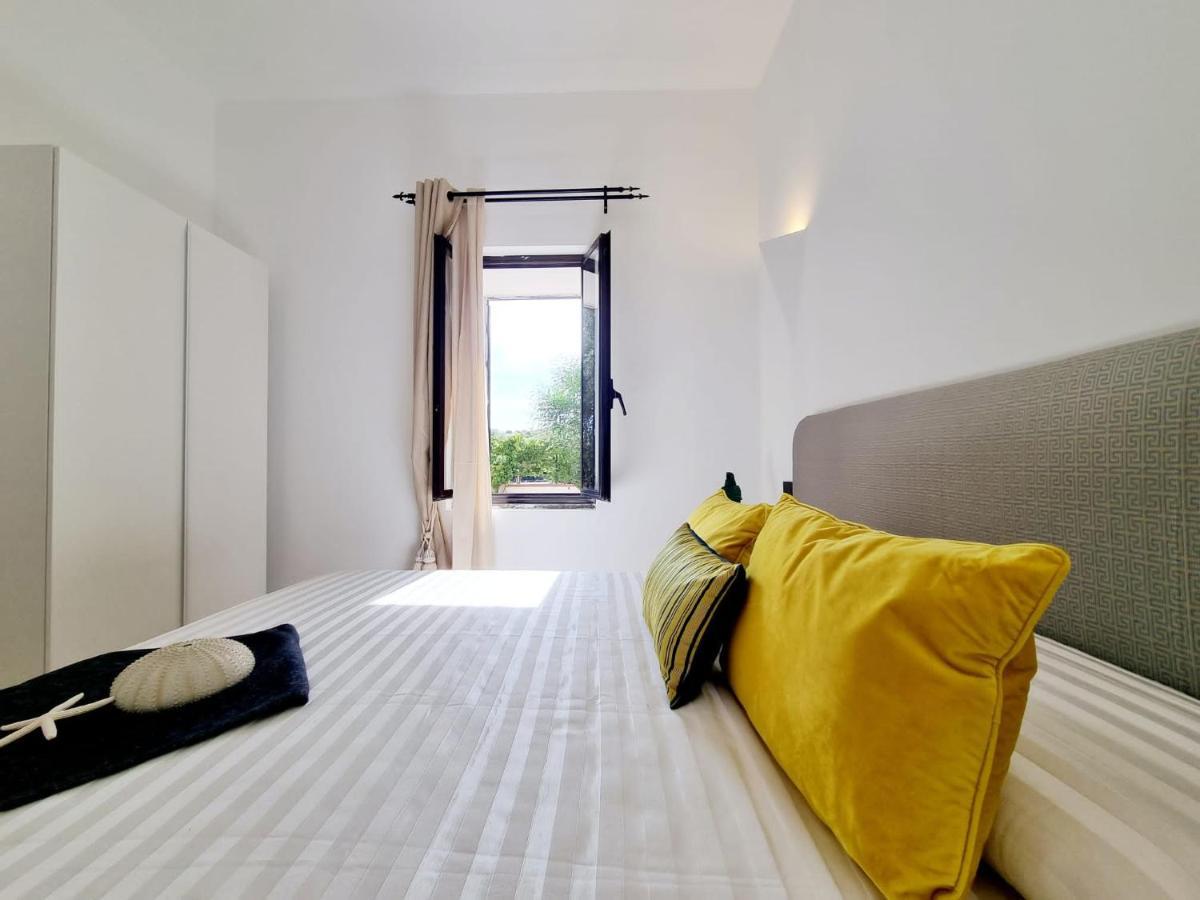 Ferienwohnung Stazzo San Teodoro Il Ginepro Piscina Condivisa Exterior foto