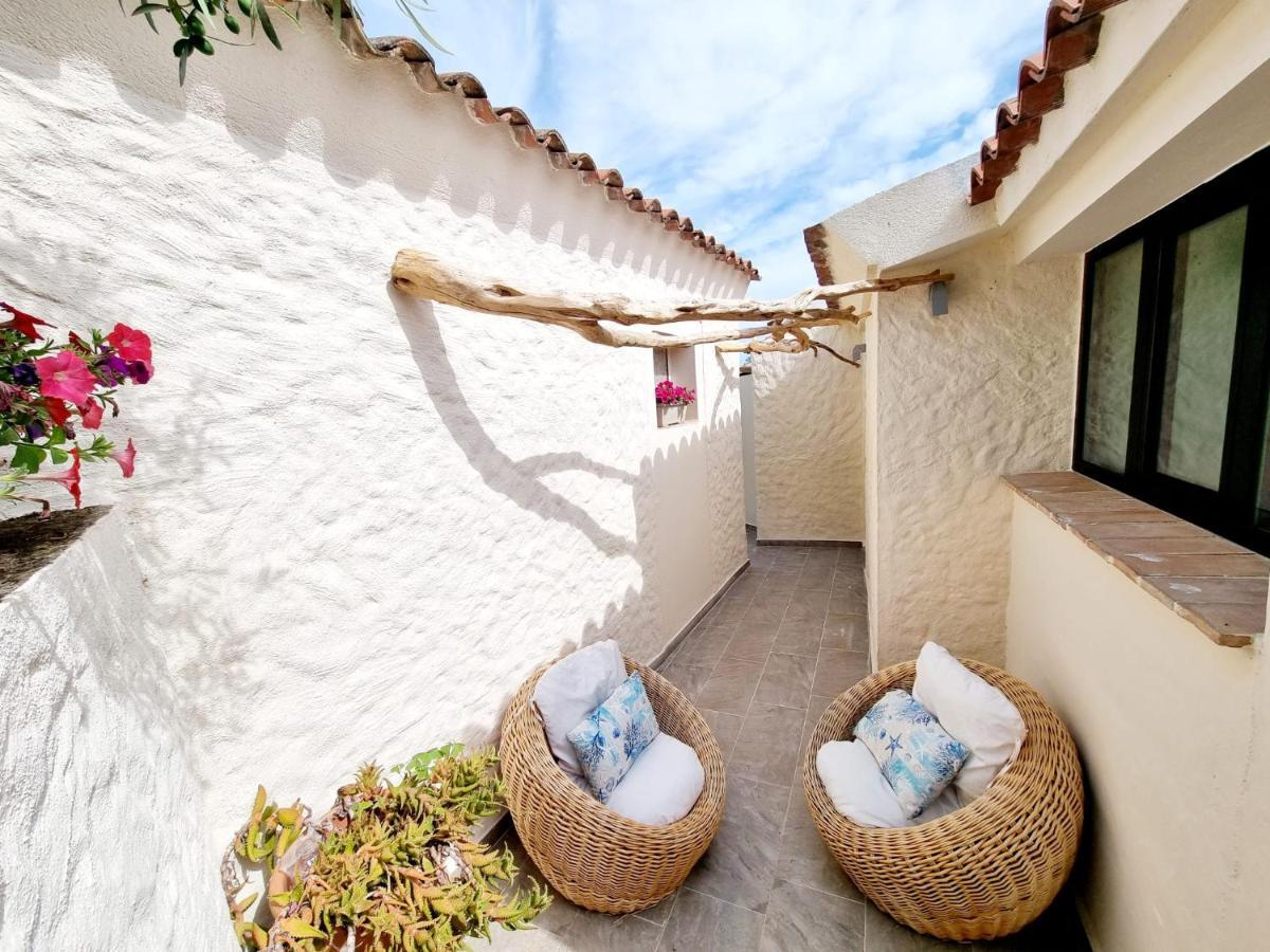 Ferienwohnung Stazzo San Teodoro Il Ginepro Piscina Condivisa Exterior foto