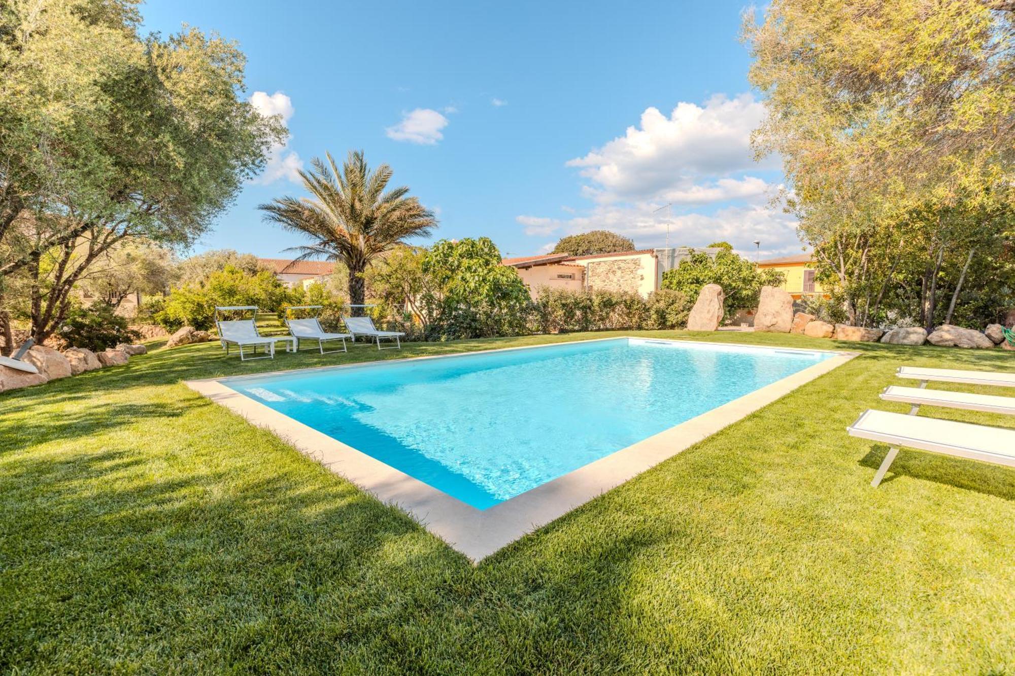 Ferienwohnung Stazzo San Teodoro Il Ginepro Piscina Condivisa Exterior foto